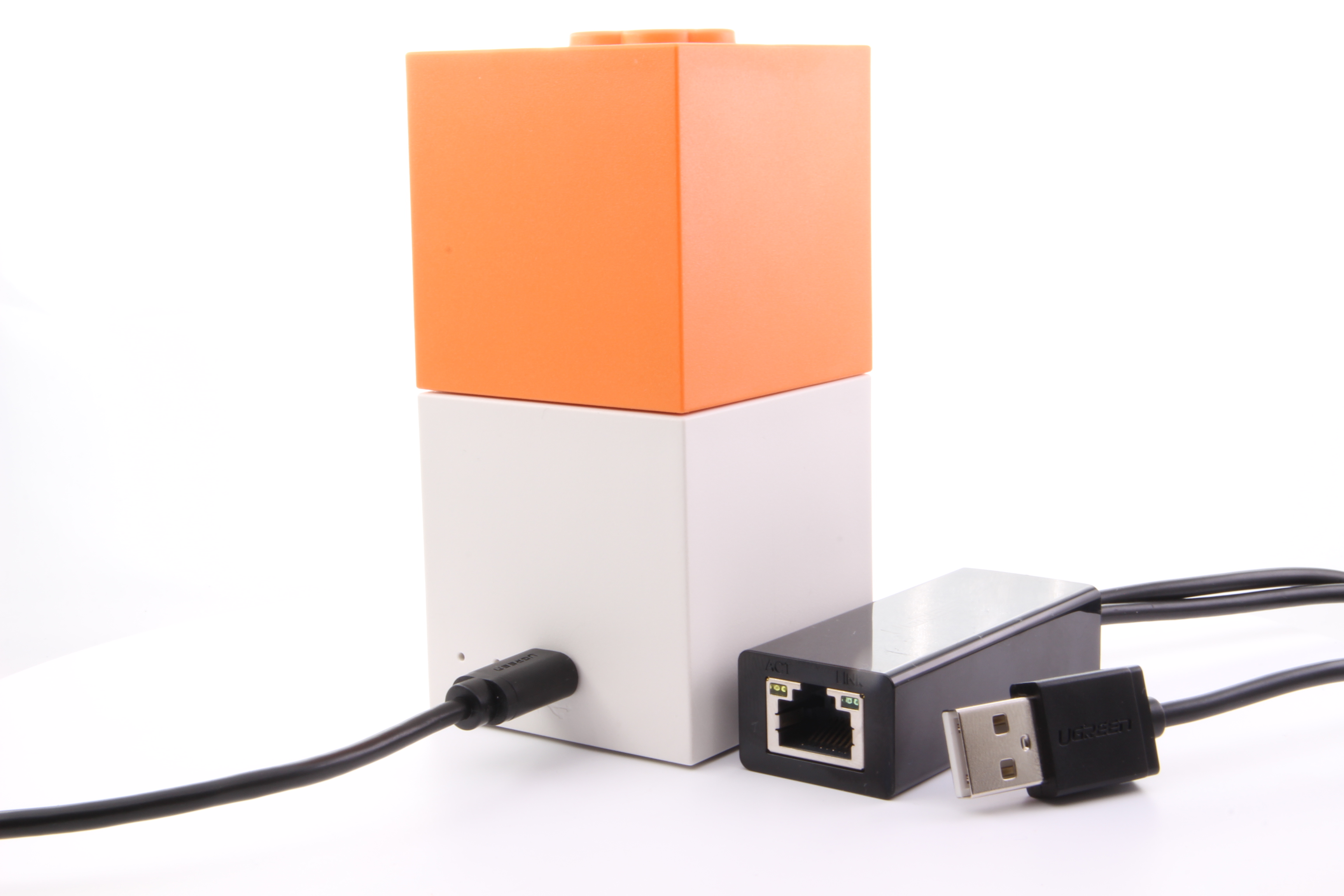 homee Micro-USB-Netzwerkadapter – LAN-Port für den BrainCube V2 (ab Version 2.20)